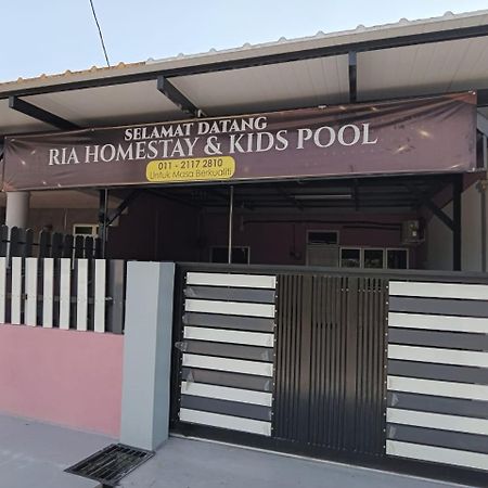 Ria Homestay & Kolam Alor Setar Bagian luar foto